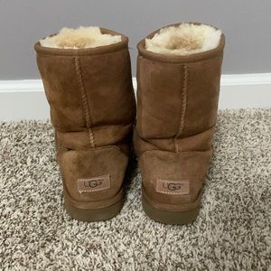 brown ugg boots